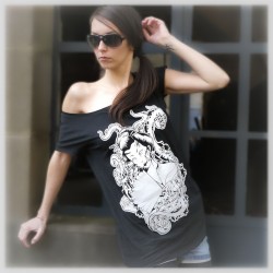 T-shirt Collaboratif Imprimé "PIEUVSHA" - Femme